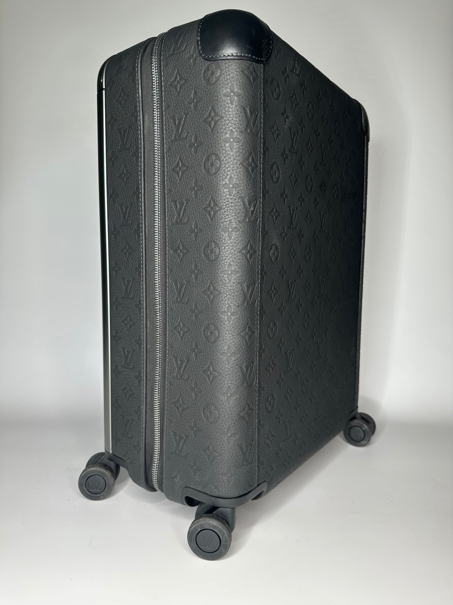 Louis Vuitton Horizon 55 Black Taurillon Leather Shadow Edition RRP £3600