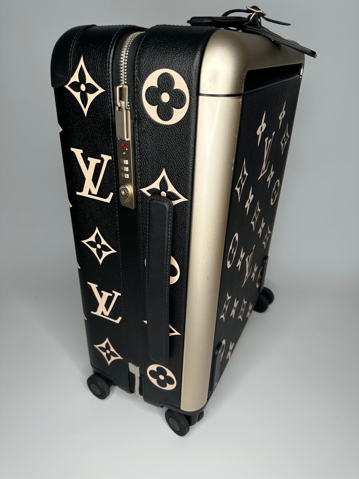 Louis Vuitton Horizen 55 Empreinte Leather Limited Edition