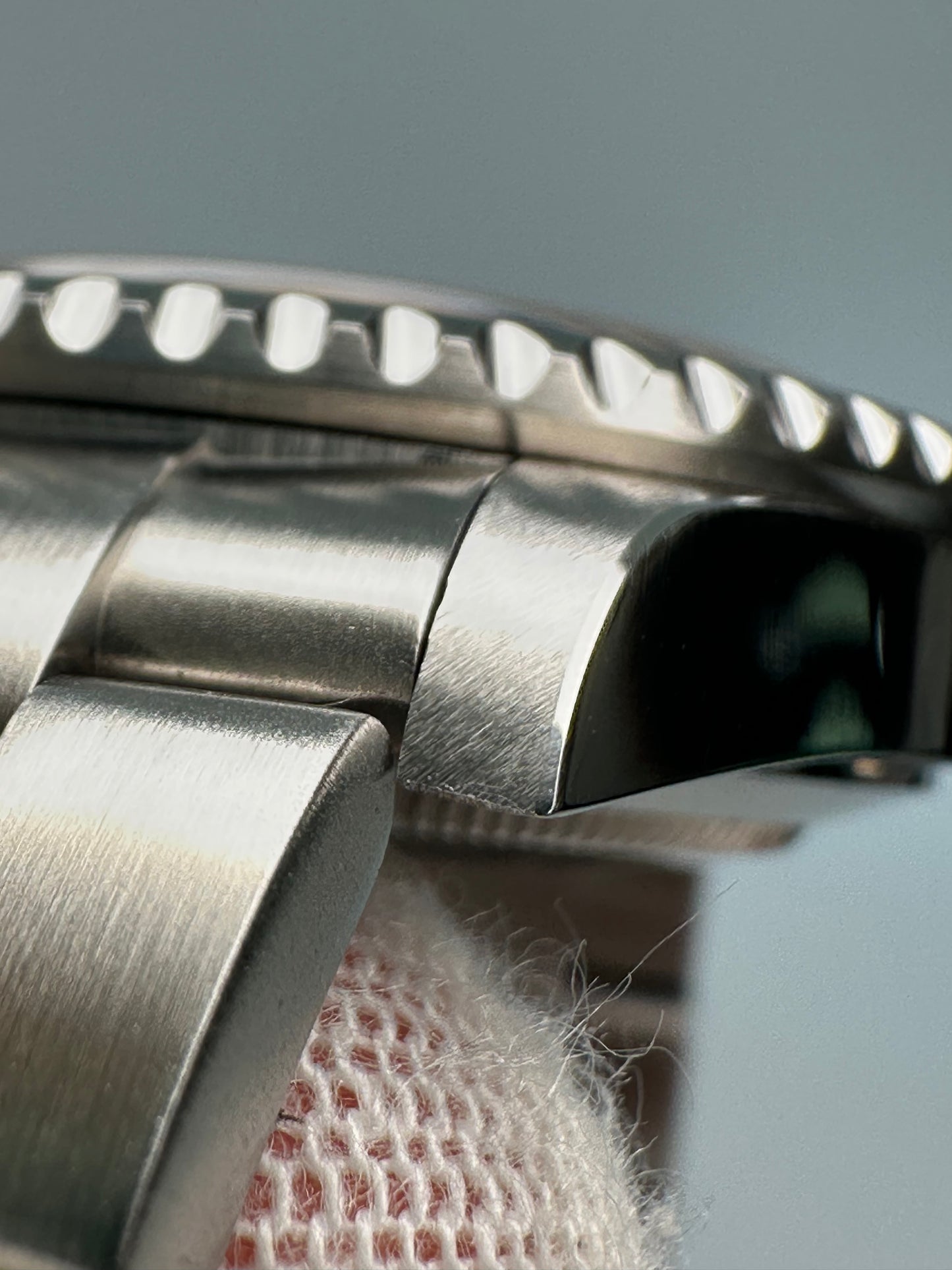 Rolex Submariner Date 16610V Kermit 50th Anniversary 2008 Full Set Unpolished