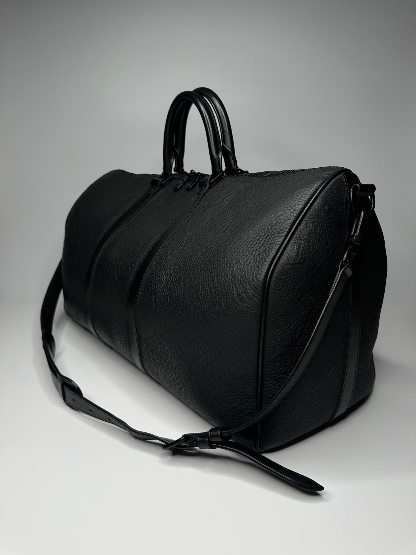 Louis Vuitton Keepall Bandoulière 50 Monogram Taurillon Black Leather Embossed