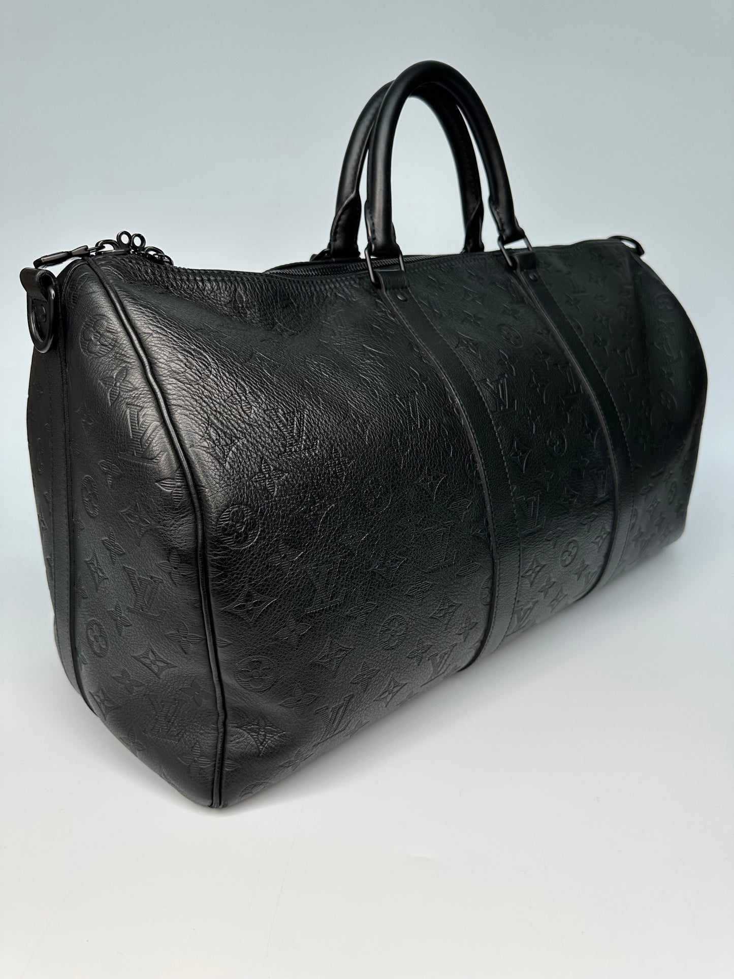 Louis Vuitton Keepall Bandoulière 50 Monogram Shadow Black Leather