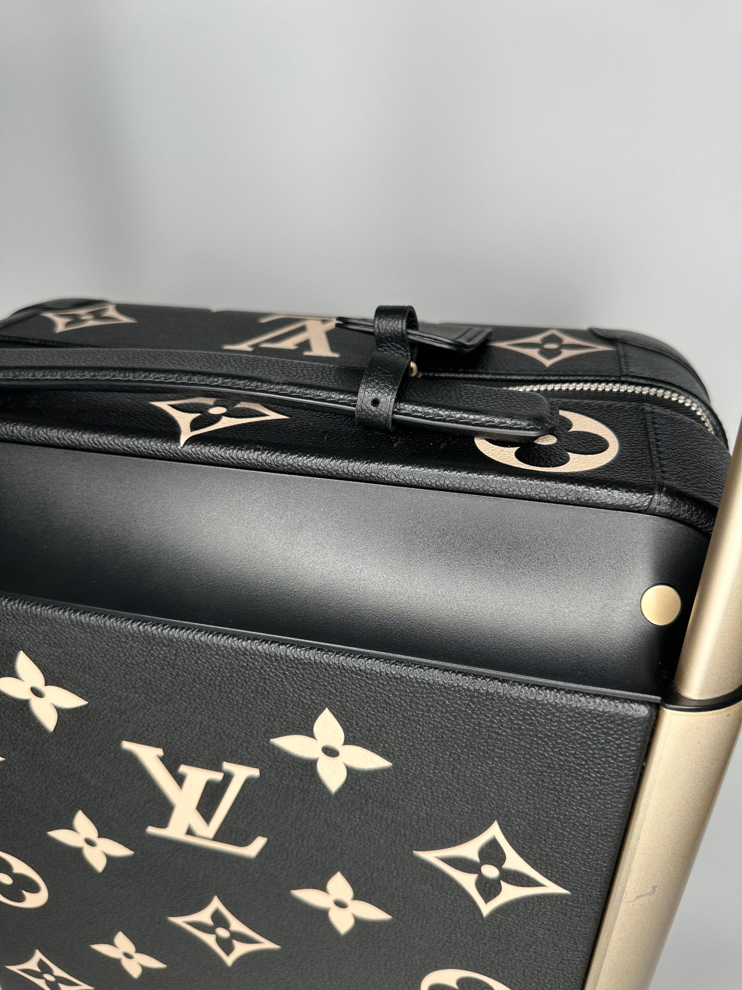 Louis Vuitton Horizen 55 Empreinte Leather Limited Edition