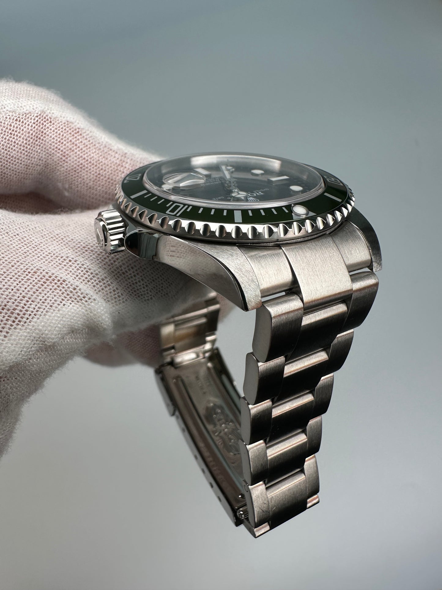 Rolex Submariner Date 16610V Kermit 50th Anniversary 2008 Full Set Unpolished