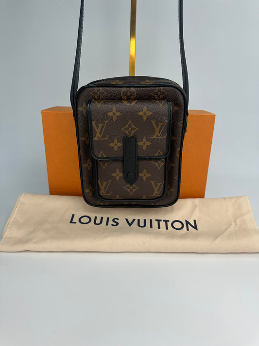 Louis Vuitton Virgil Abloh Christopher Wearable Wallet Bag M69404