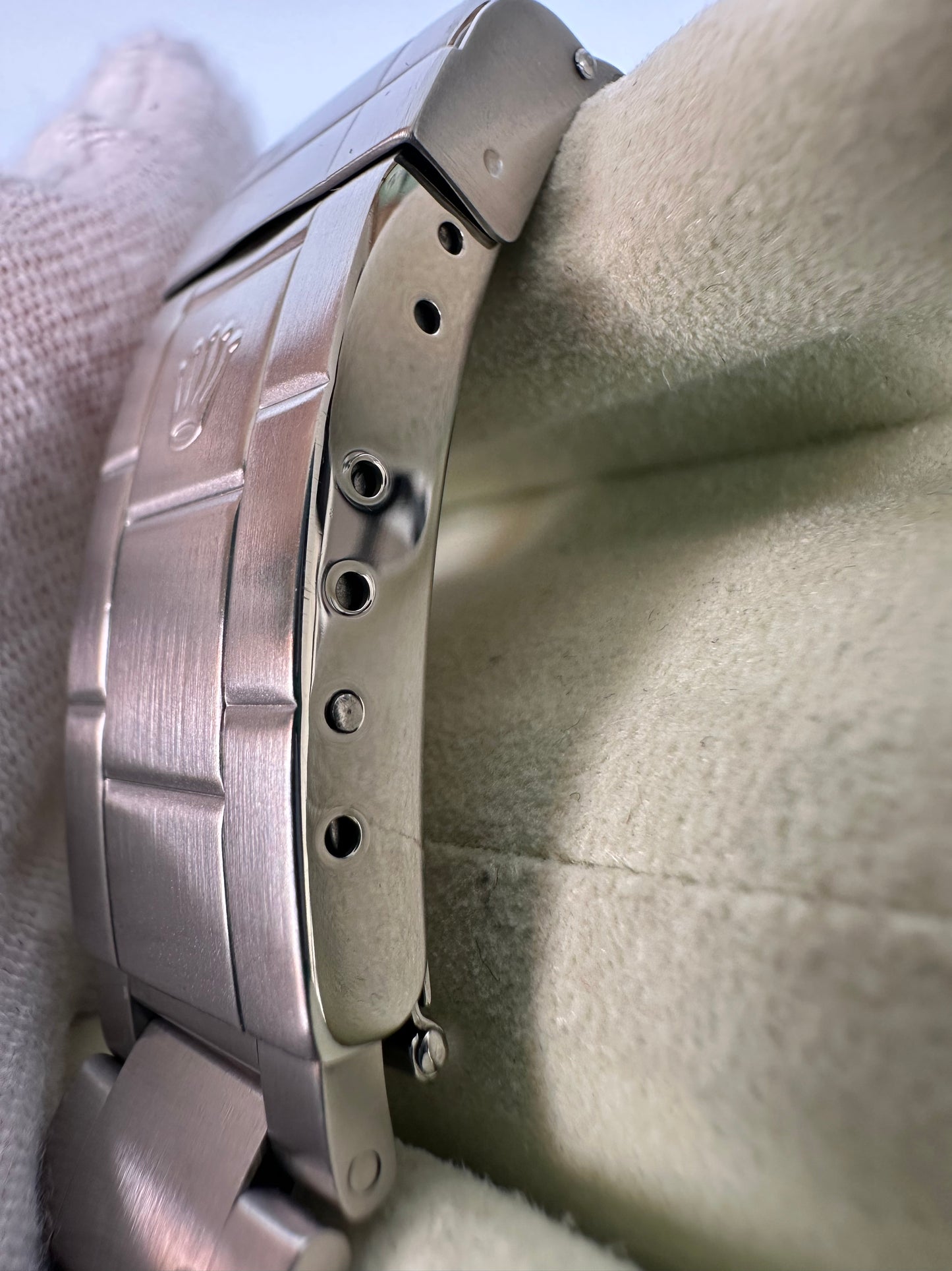 Rolex Submariner Date 16610V Kermit 50th Anniversary 2008 Full Set Unpolished